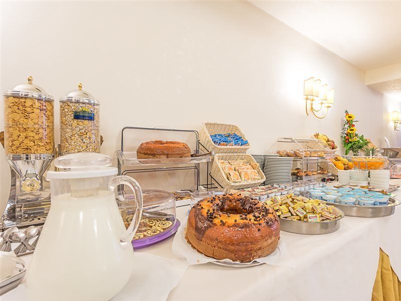Raeli Hotel Lux روما المظهر الخارجي الصورة