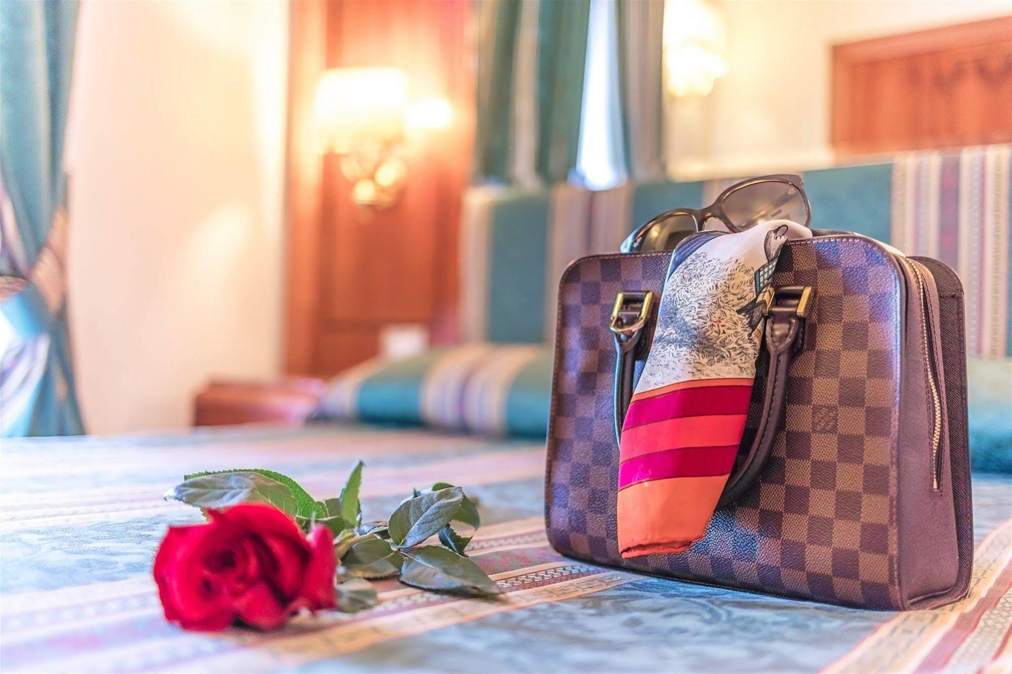 Raeli Hotel Lux روما المظهر الخارجي الصورة